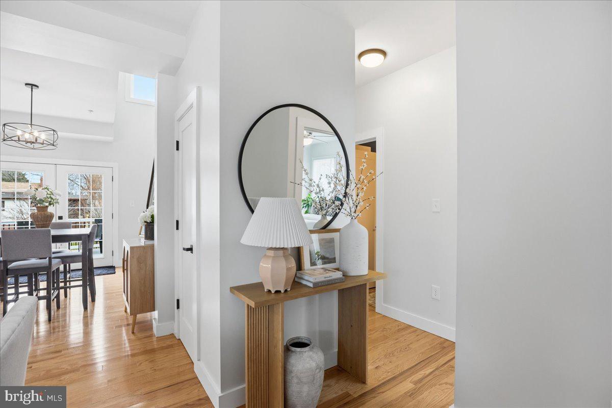 EDGEWATER - Residential