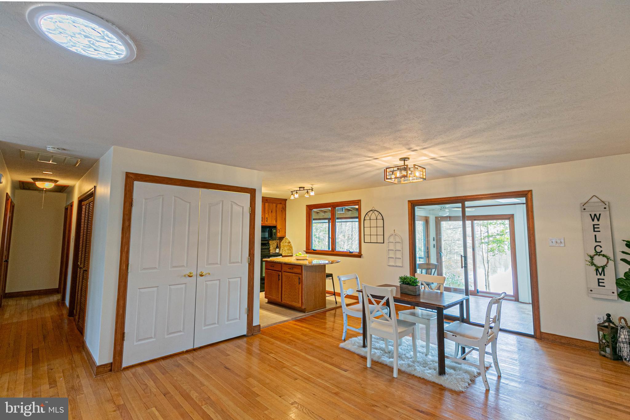 LAKE CAROLINE - Residential