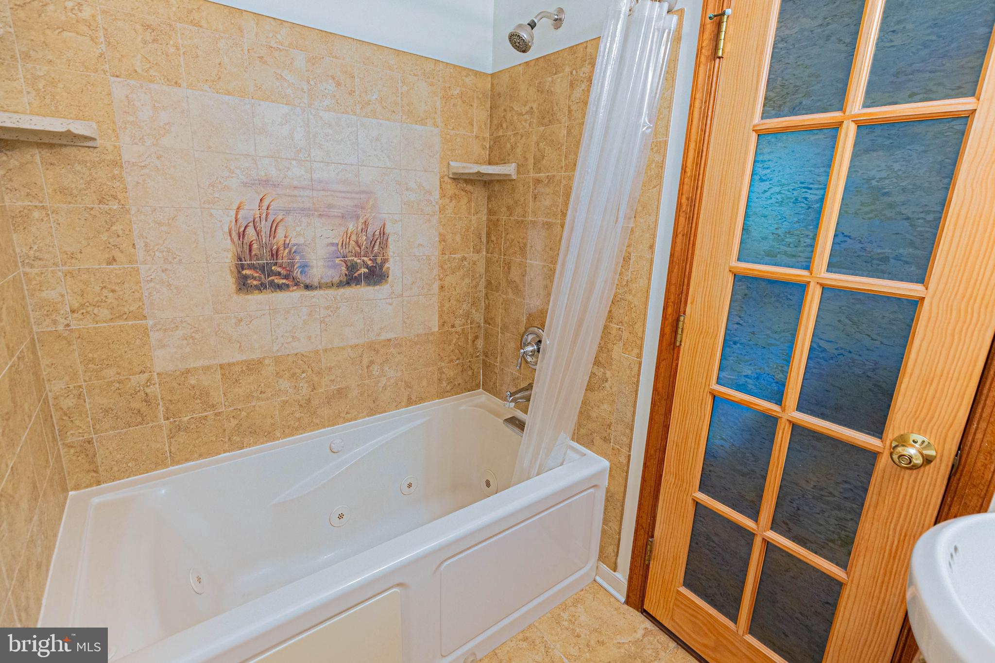 LAKE CAROLINE - Residential