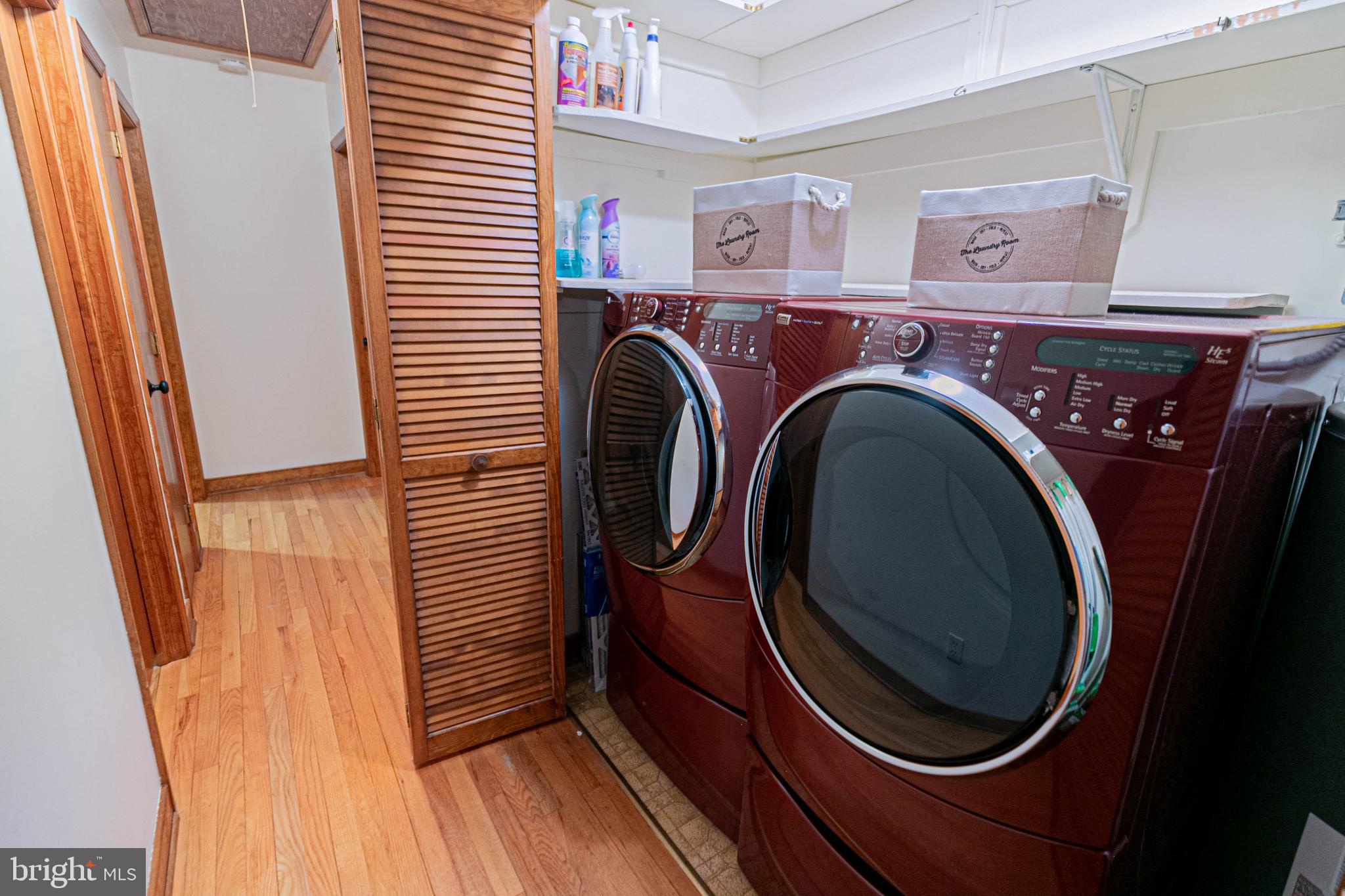 LAKE CAROLINE - Residential