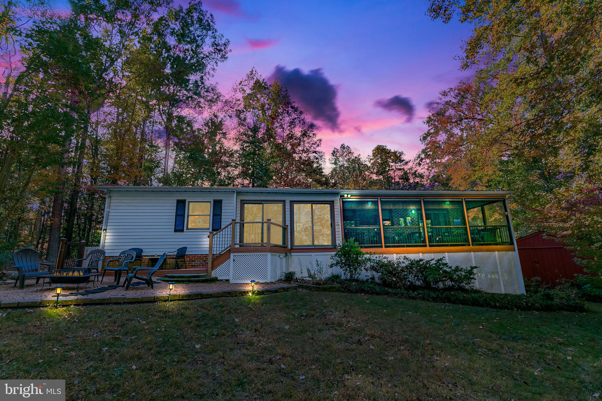 LAKE CAROLINE - Residential