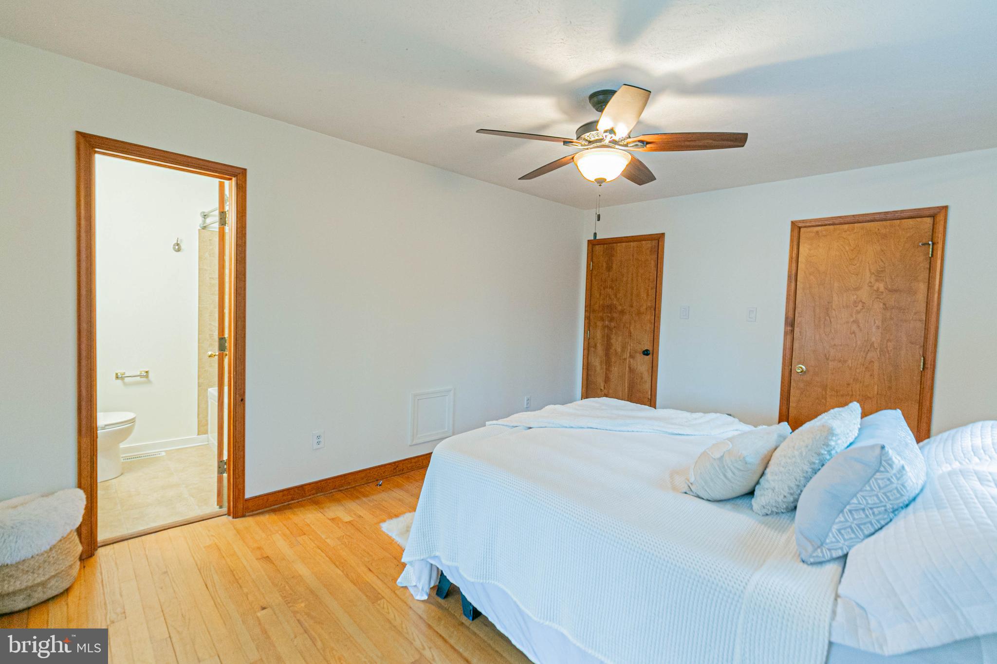 LAKE CAROLINE - Residential