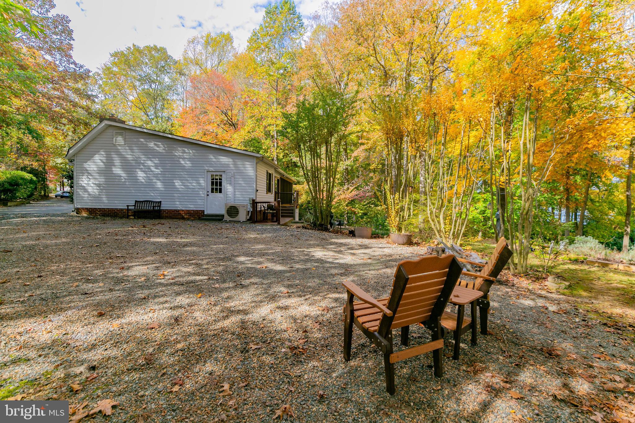 LAKE CAROLINE - Residential