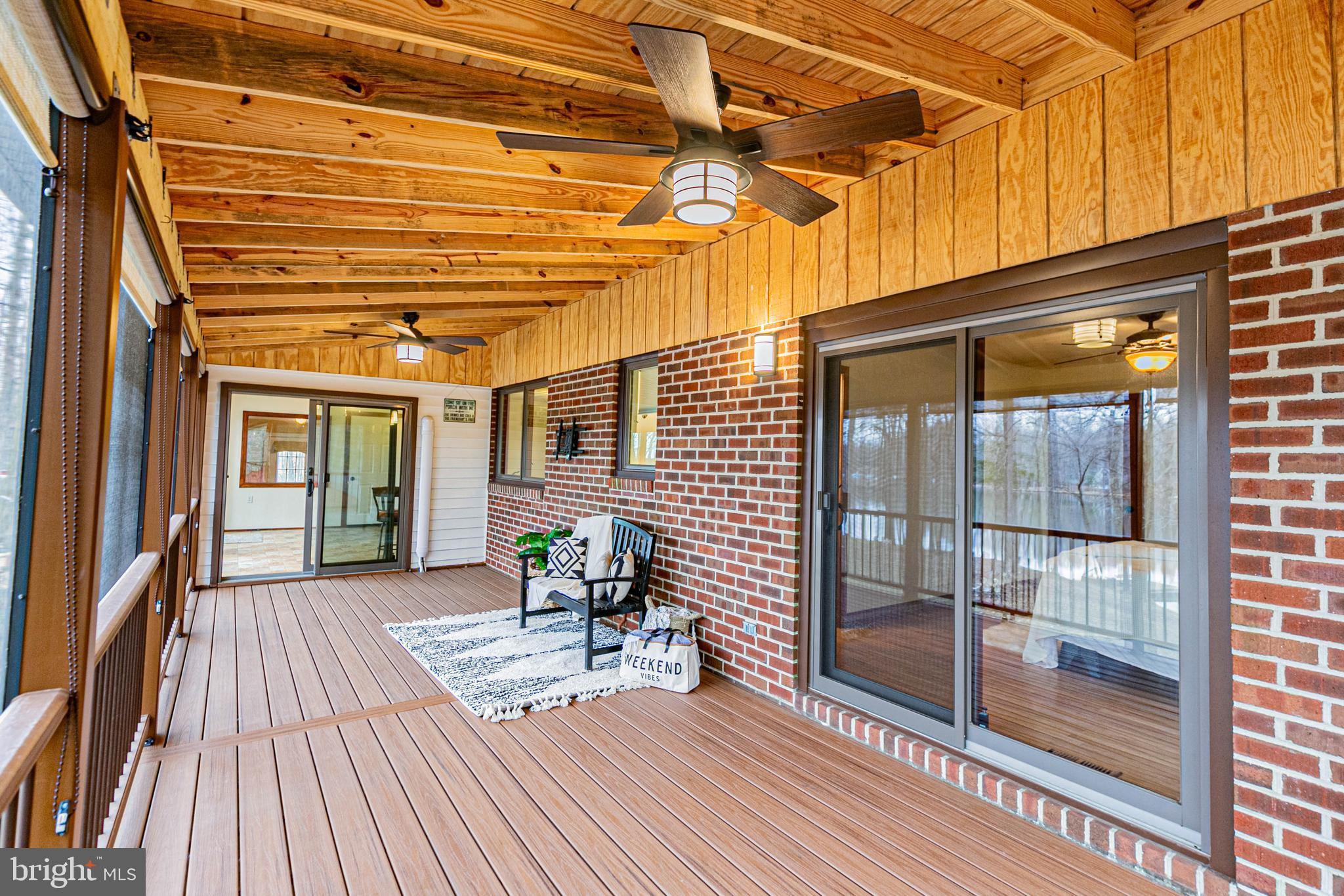 LAKE CAROLINE - Residential