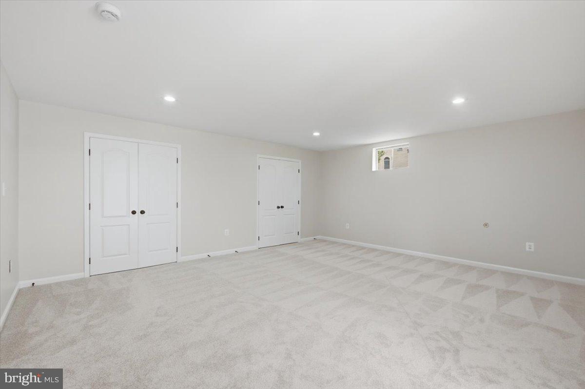NORTHLAKE - Residential