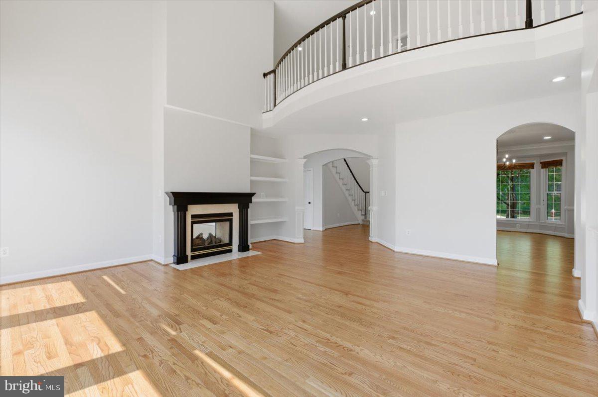 NORTHLAKE - Residential