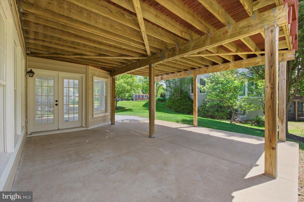 NORTHLAKE - Residential
