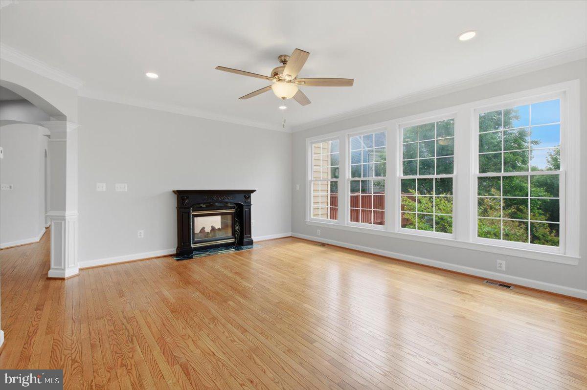 NORTHLAKE - Residential