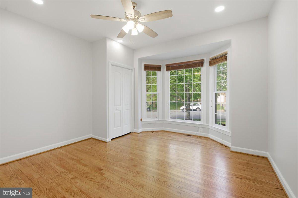 NORTHLAKE - Residential