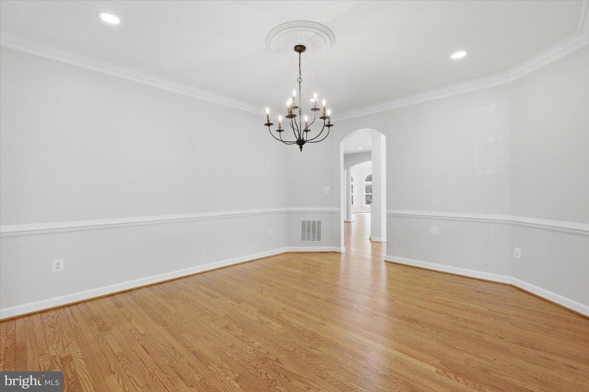 NORTHLAKE - Residential