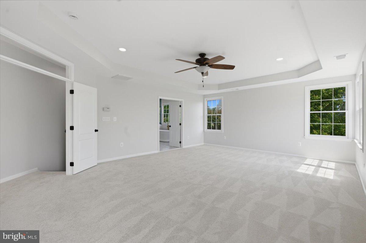 NORTHLAKE - Residential