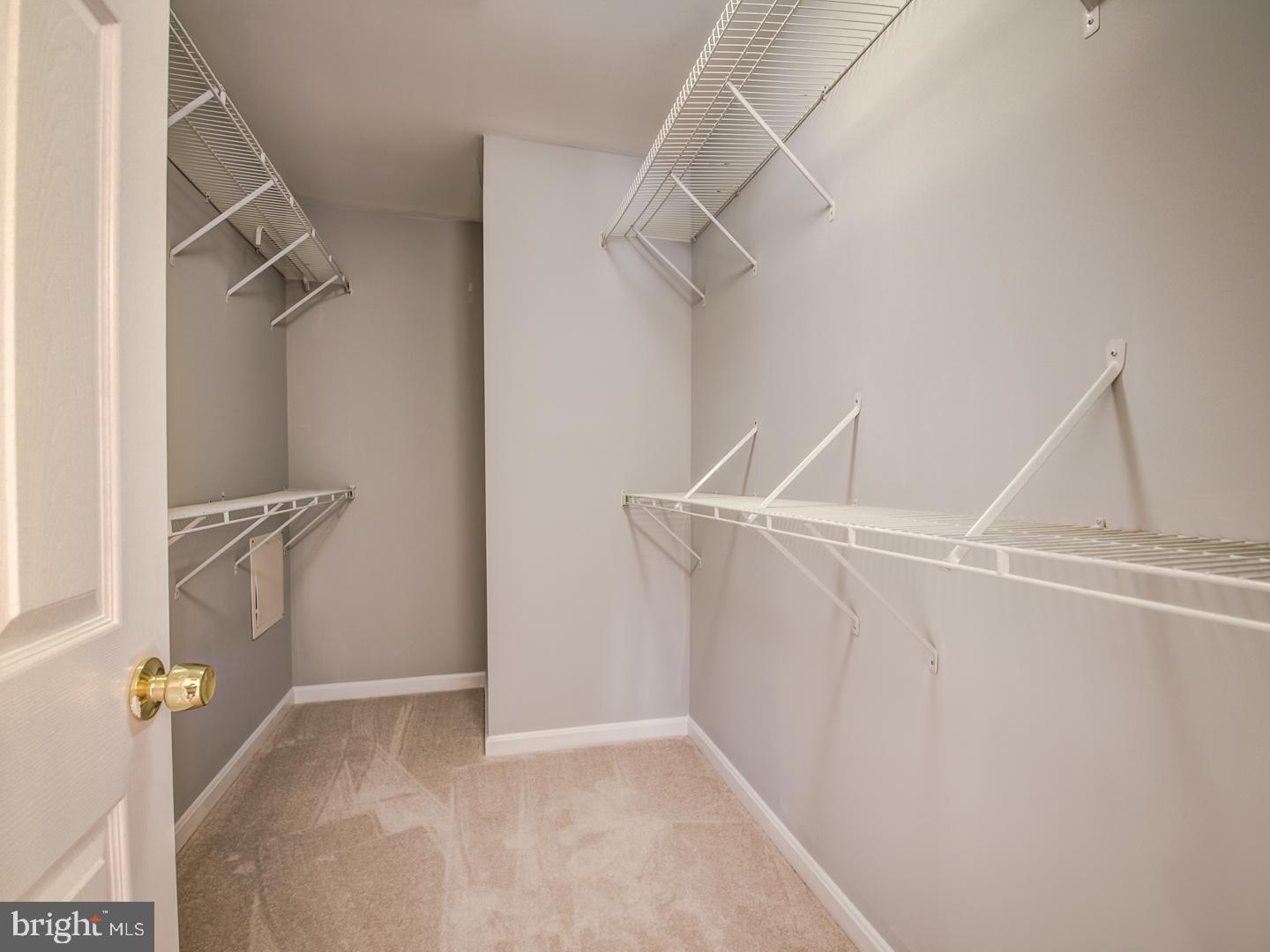 BLOOMS CROSSING - Residential