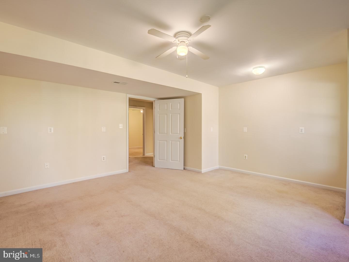 BLOOMS CROSSING - Residential