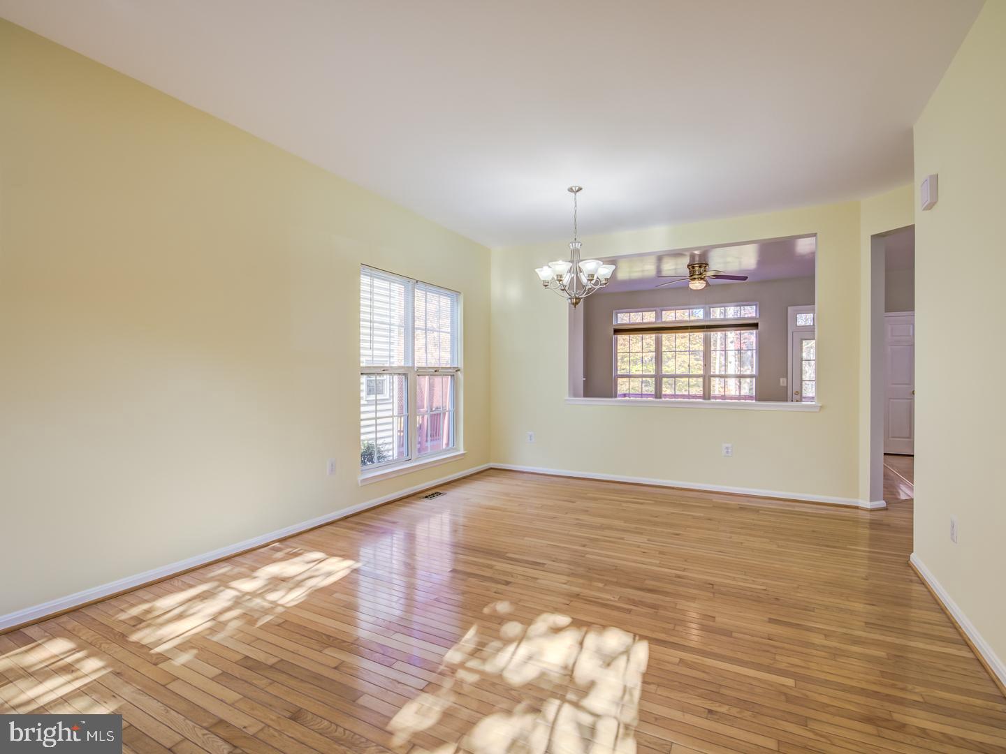 BLOOMS CROSSING - Residential