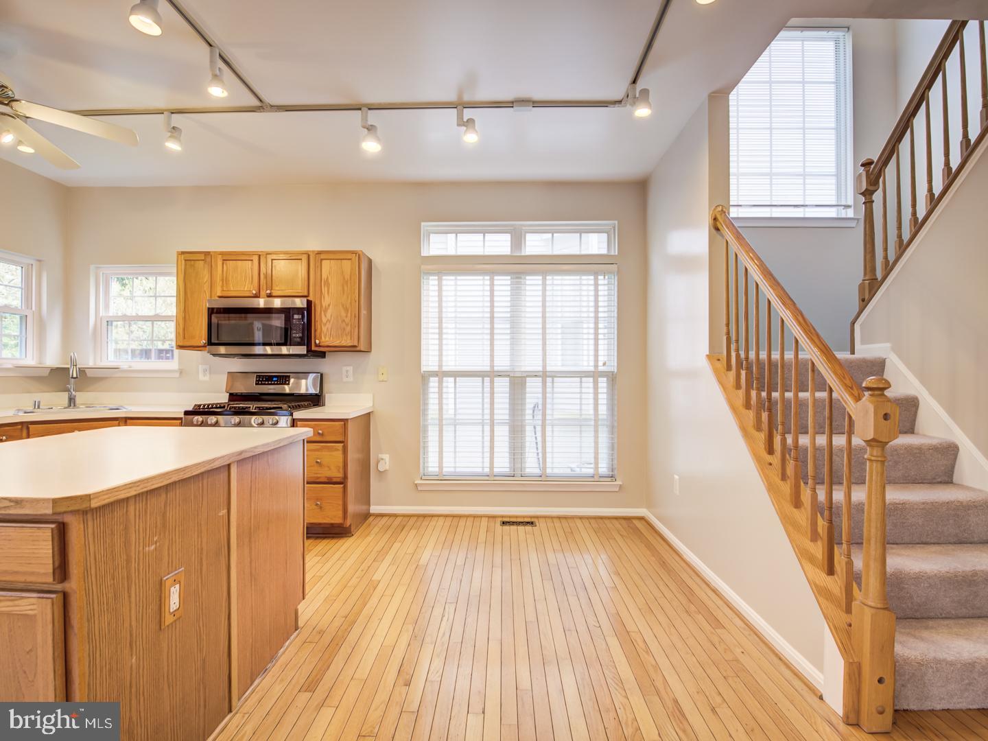 BLOOMS CROSSING - Residential