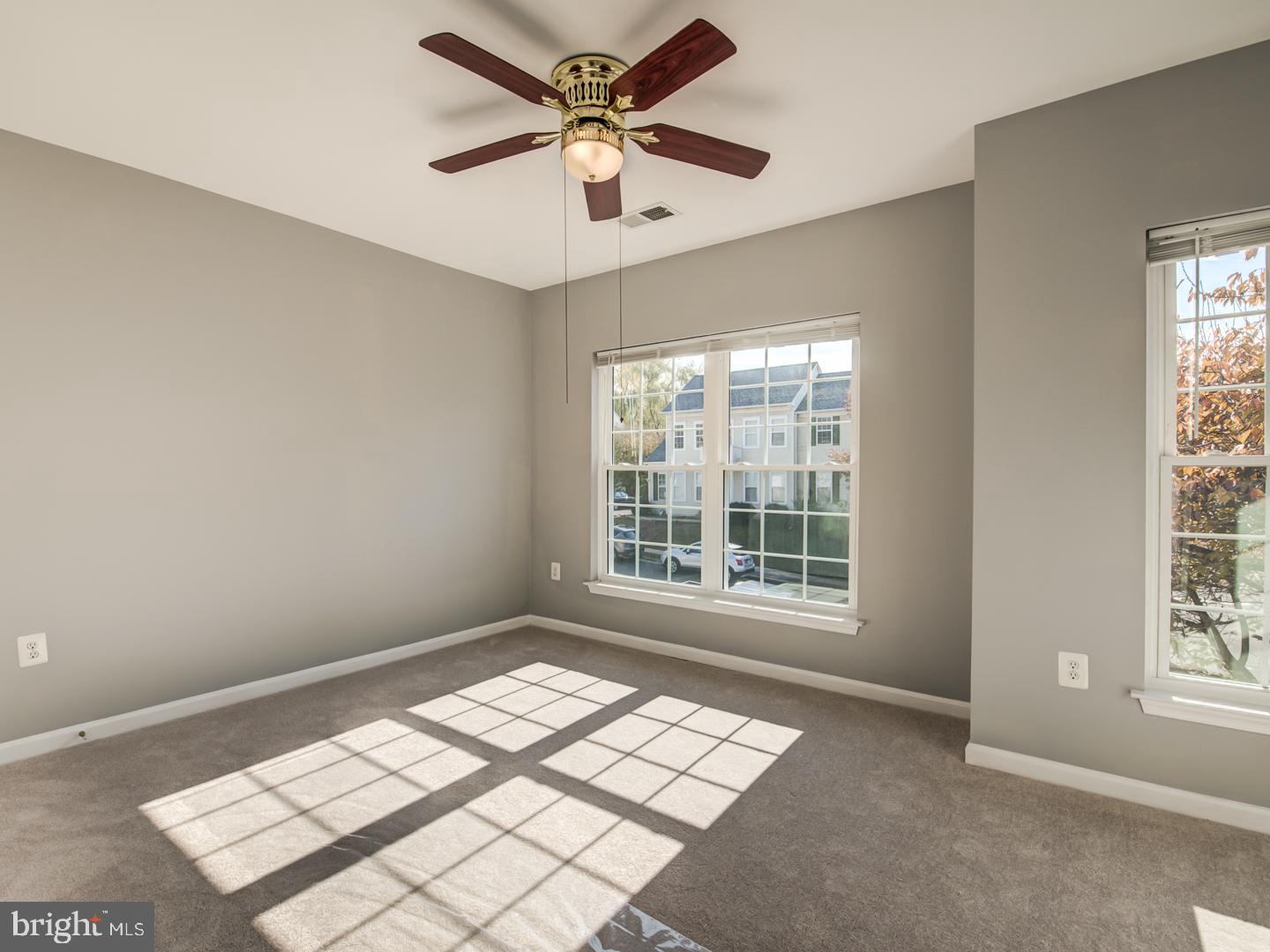 BLOOMS CROSSING - Residential