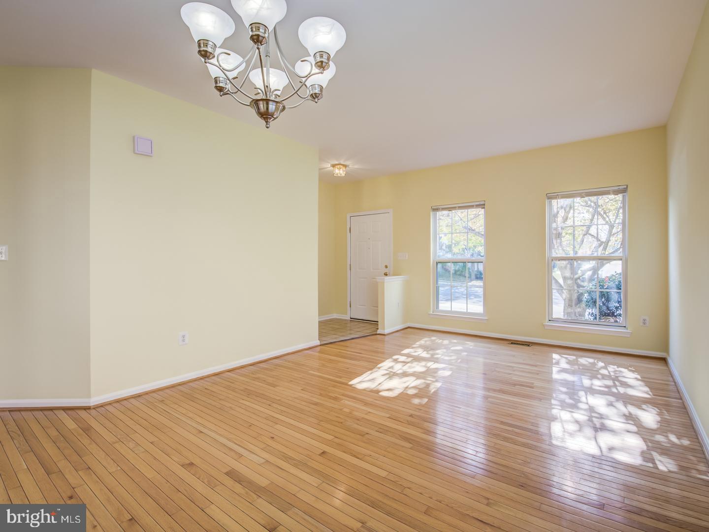 BLOOMS CROSSING - Residential