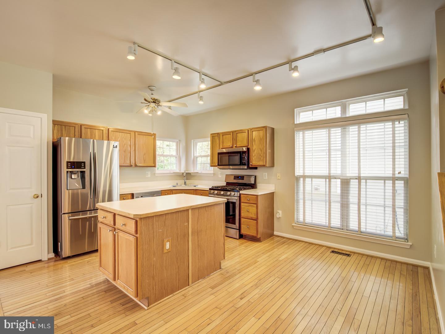 BLOOMS CROSSING - Residential