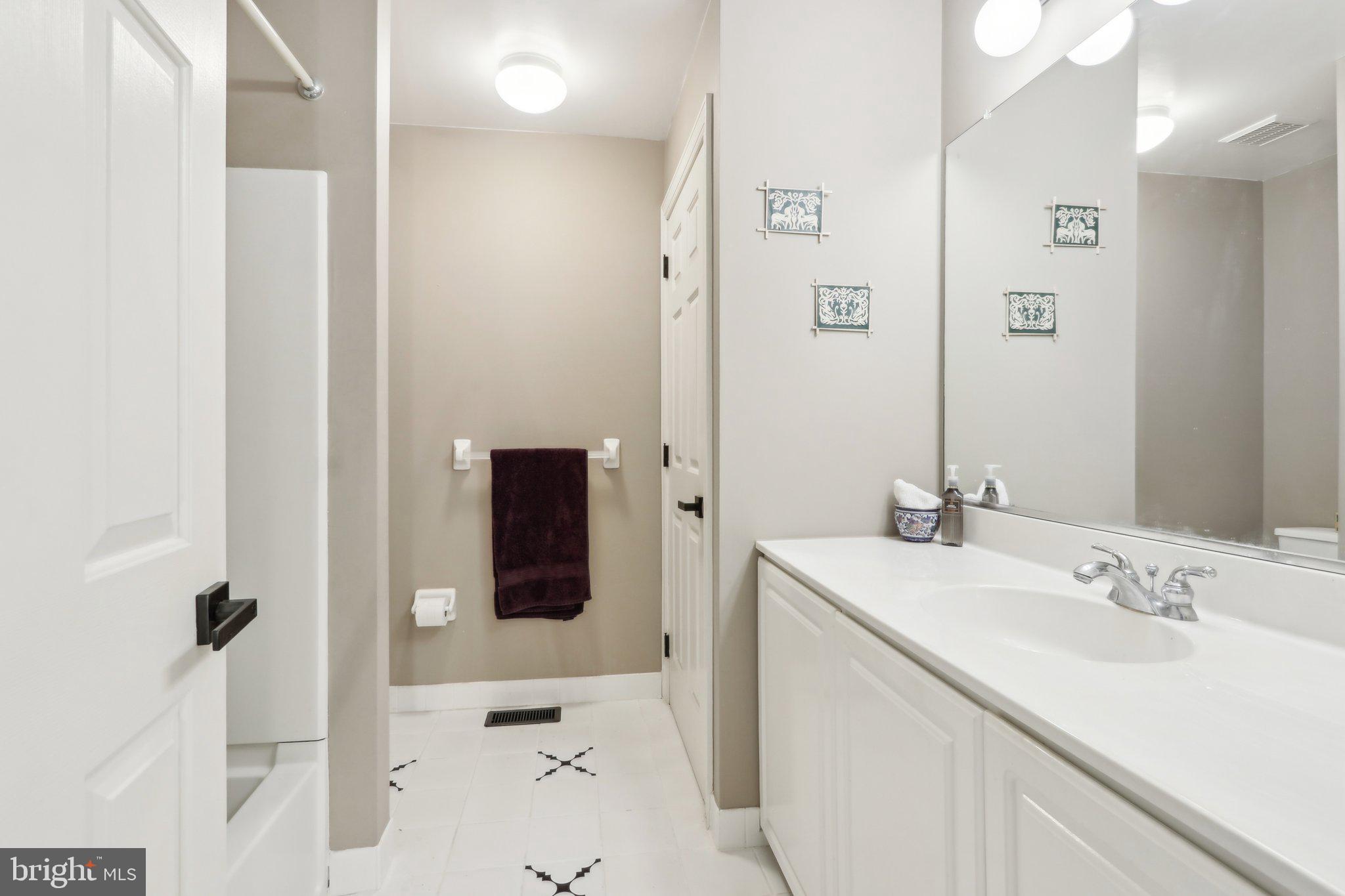 CLAREMONT VILLAGE - Residential