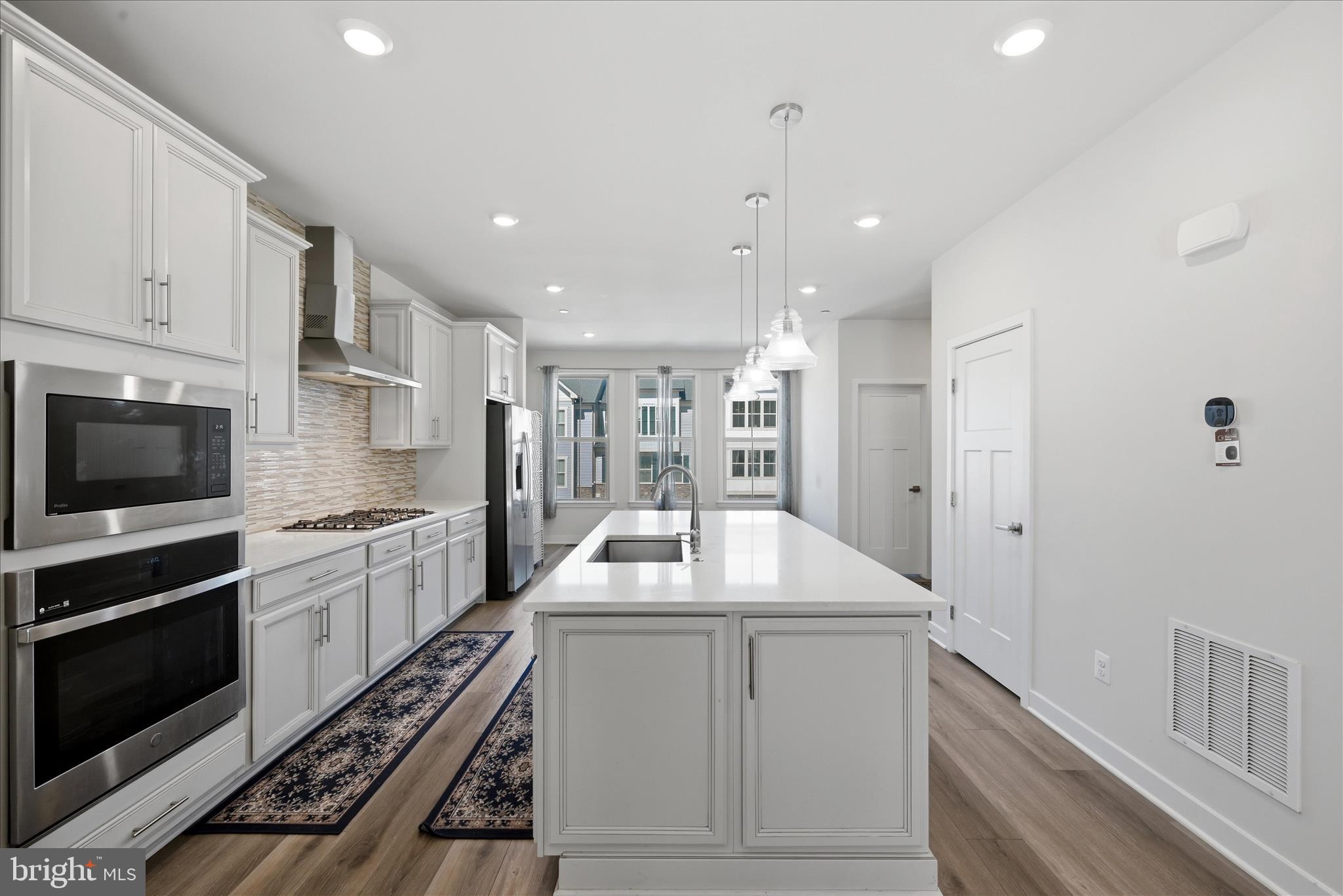 LAKE LINGANORE OAKDALE - Residential