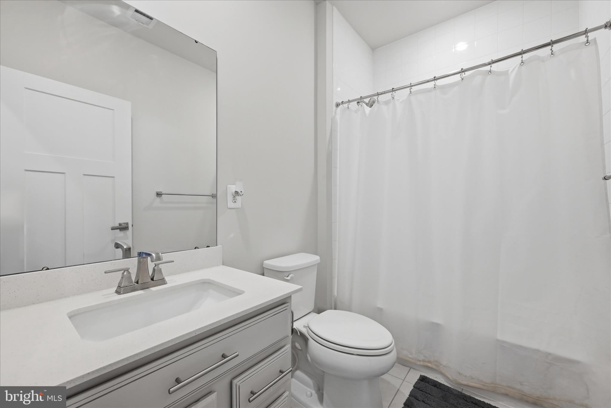 LAKE LINGANORE OAKDALE - Residential