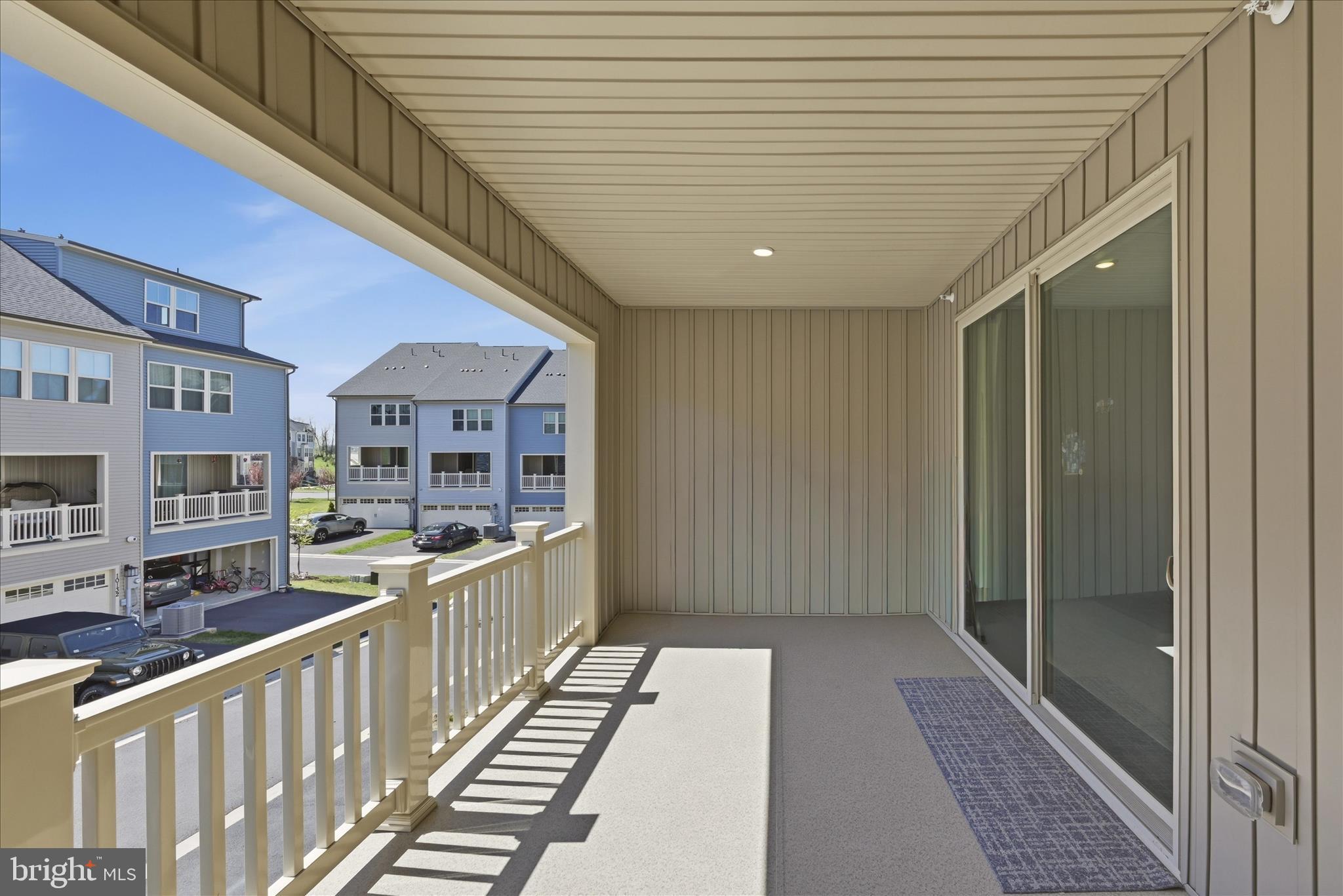 LAKE LINGANORE OAKDALE - Residential