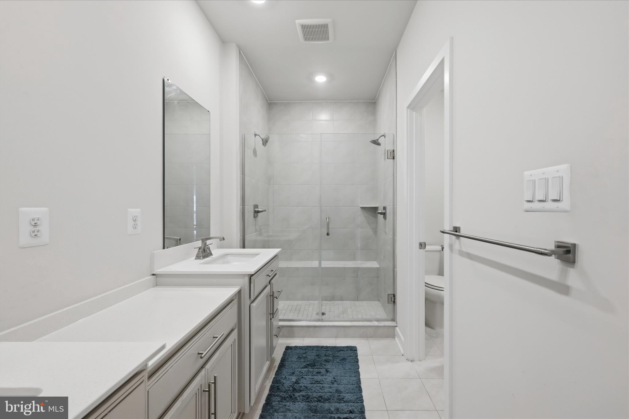 LAKE LINGANORE OAKDALE - Residential