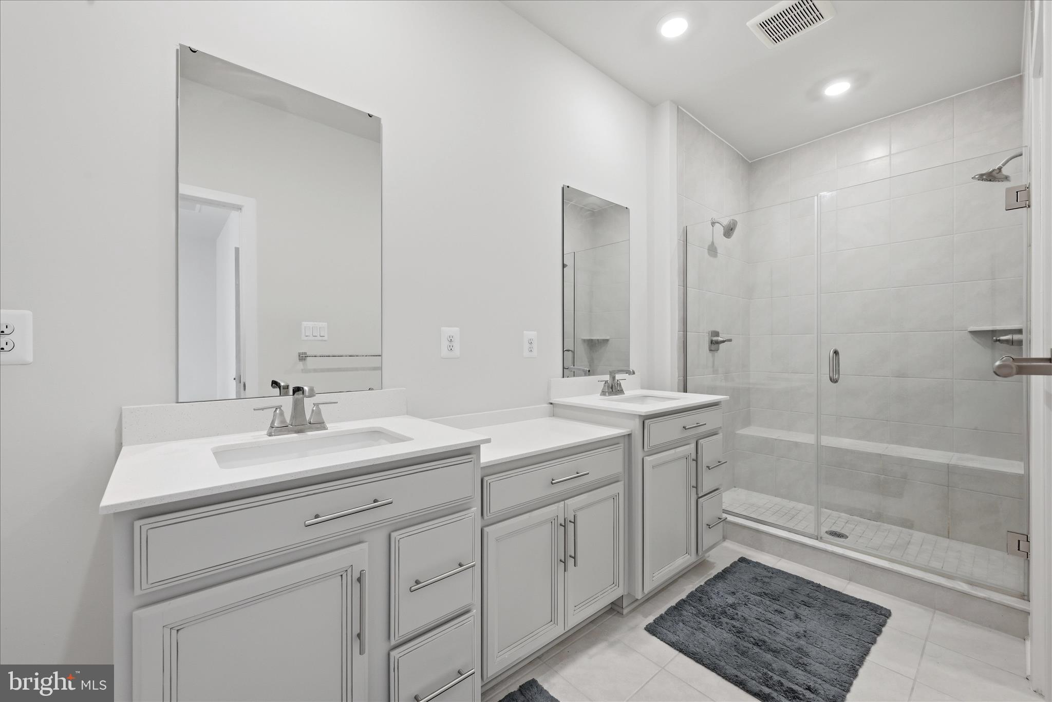 LAKE LINGANORE OAKDALE - Residential