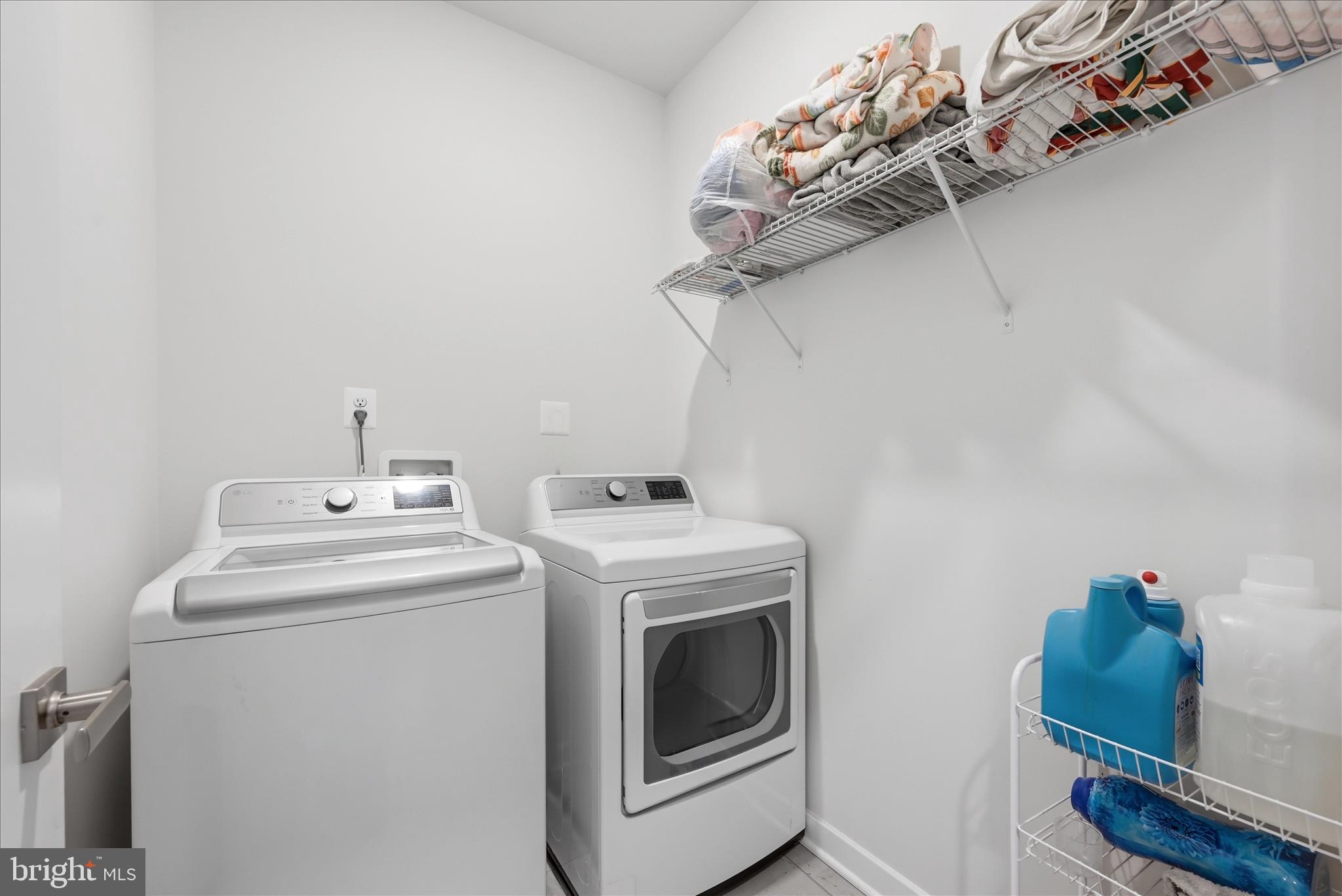 LAKE LINGANORE OAKDALE - Residential