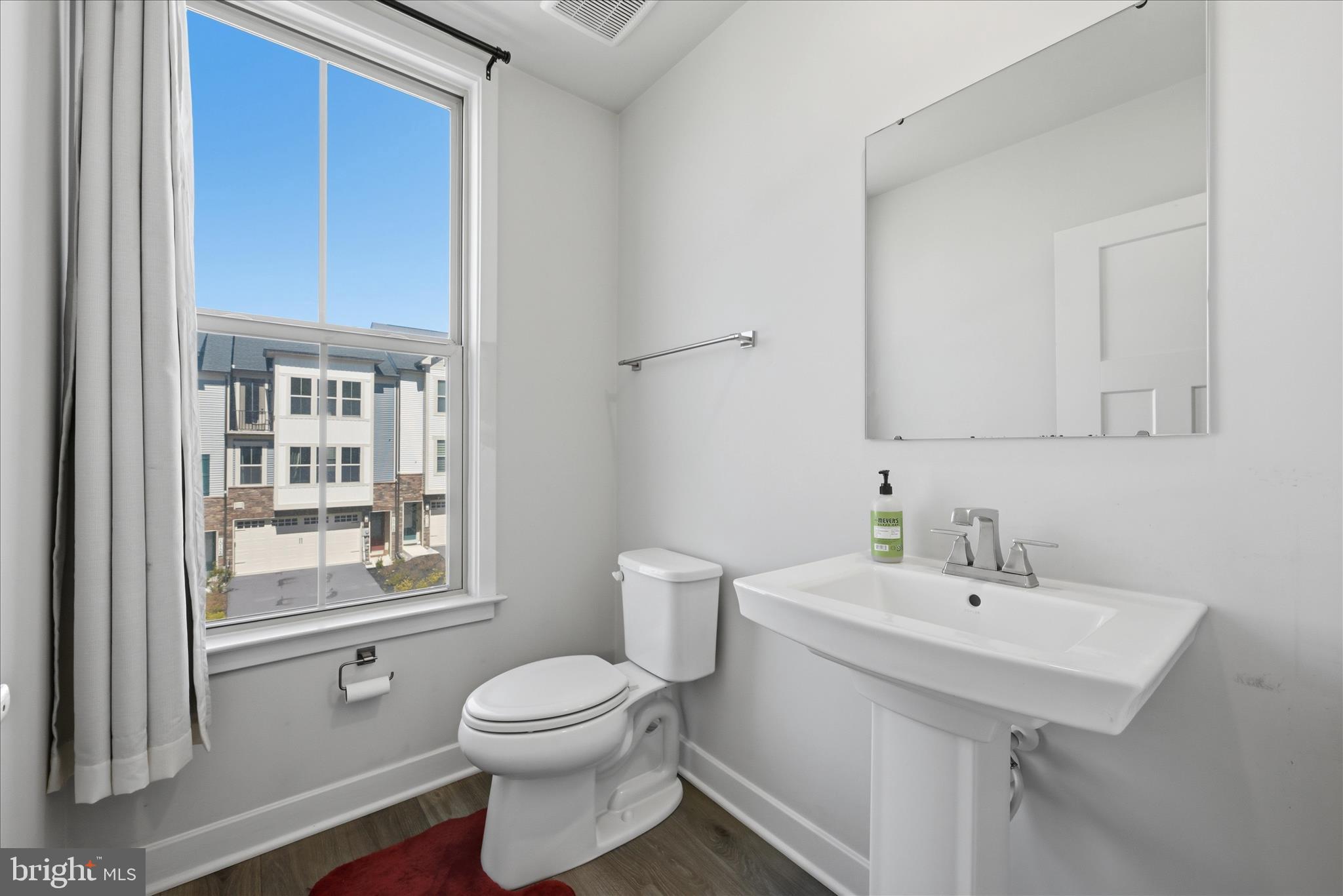 LAKE LINGANORE OAKDALE - Residential