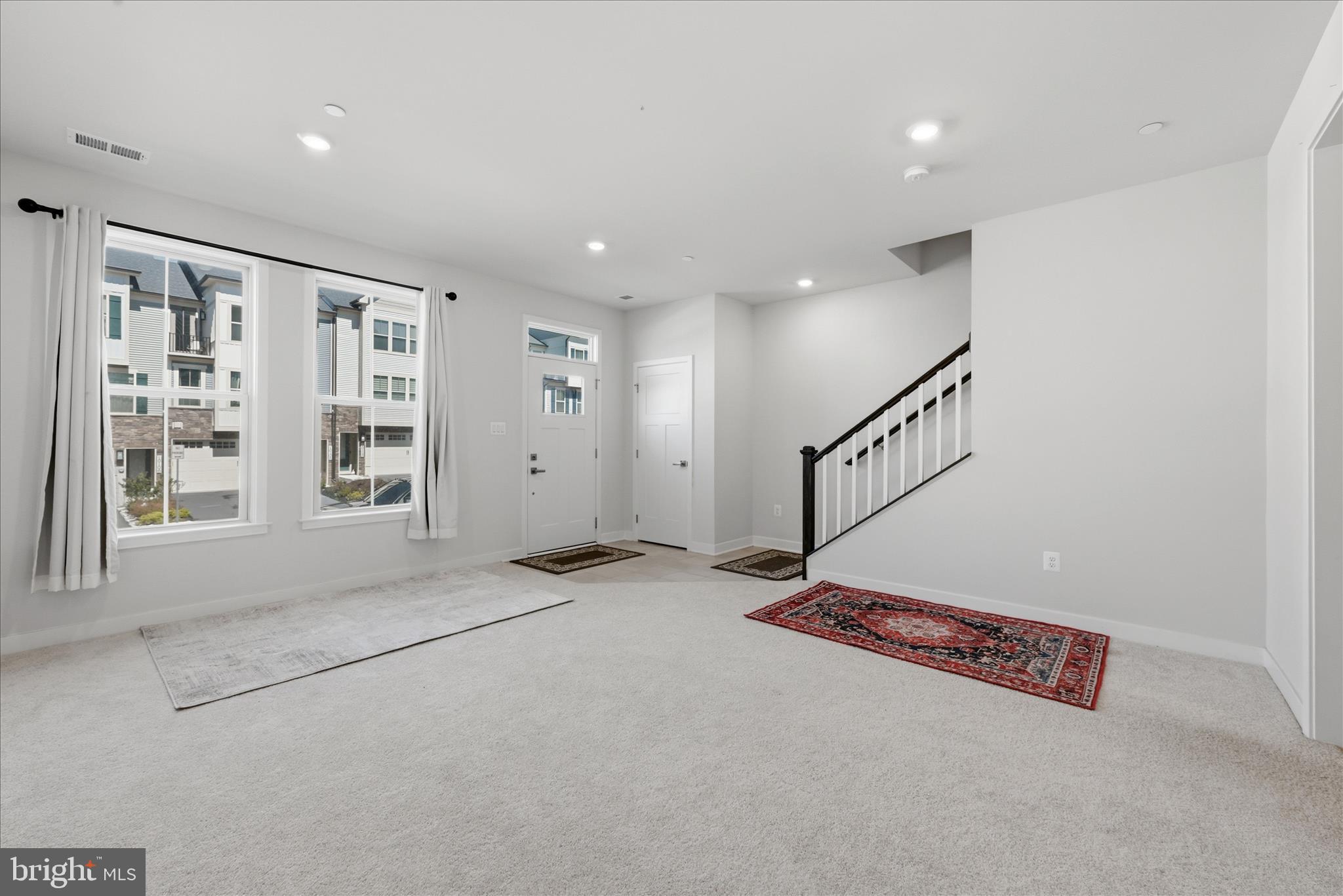 LAKE LINGANORE OAKDALE - Residential