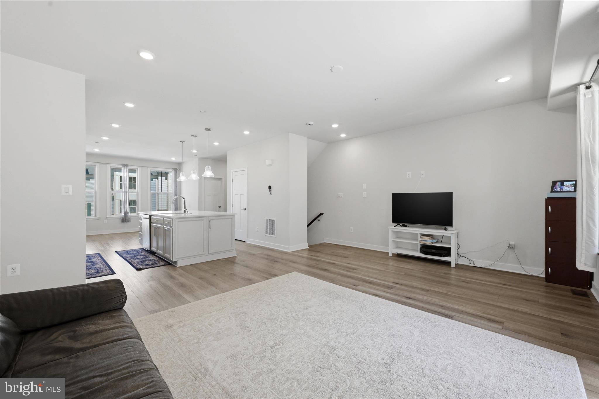 LAKE LINGANORE OAKDALE - Residential