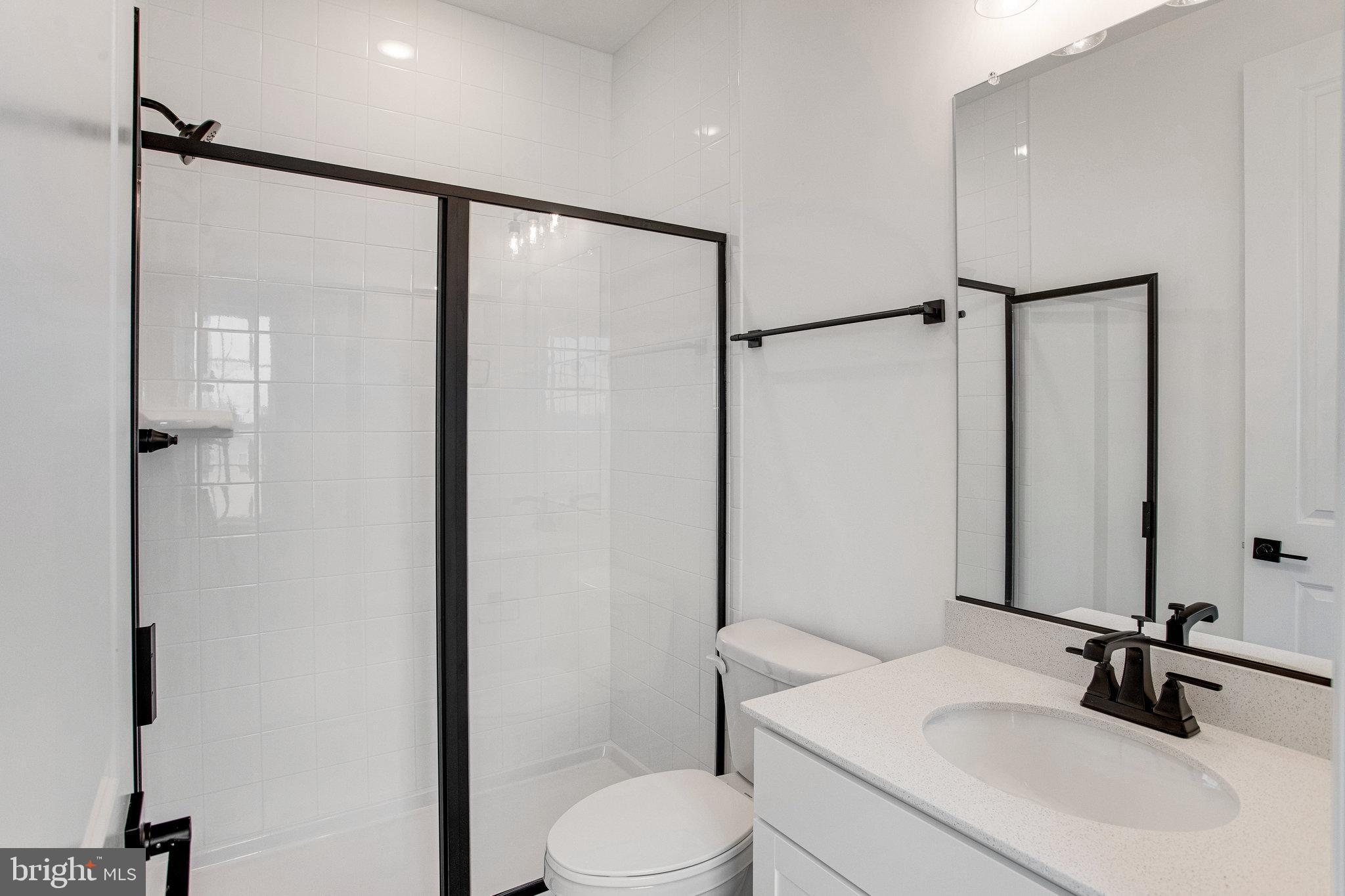 WHITE OAK RESERVE - Residential