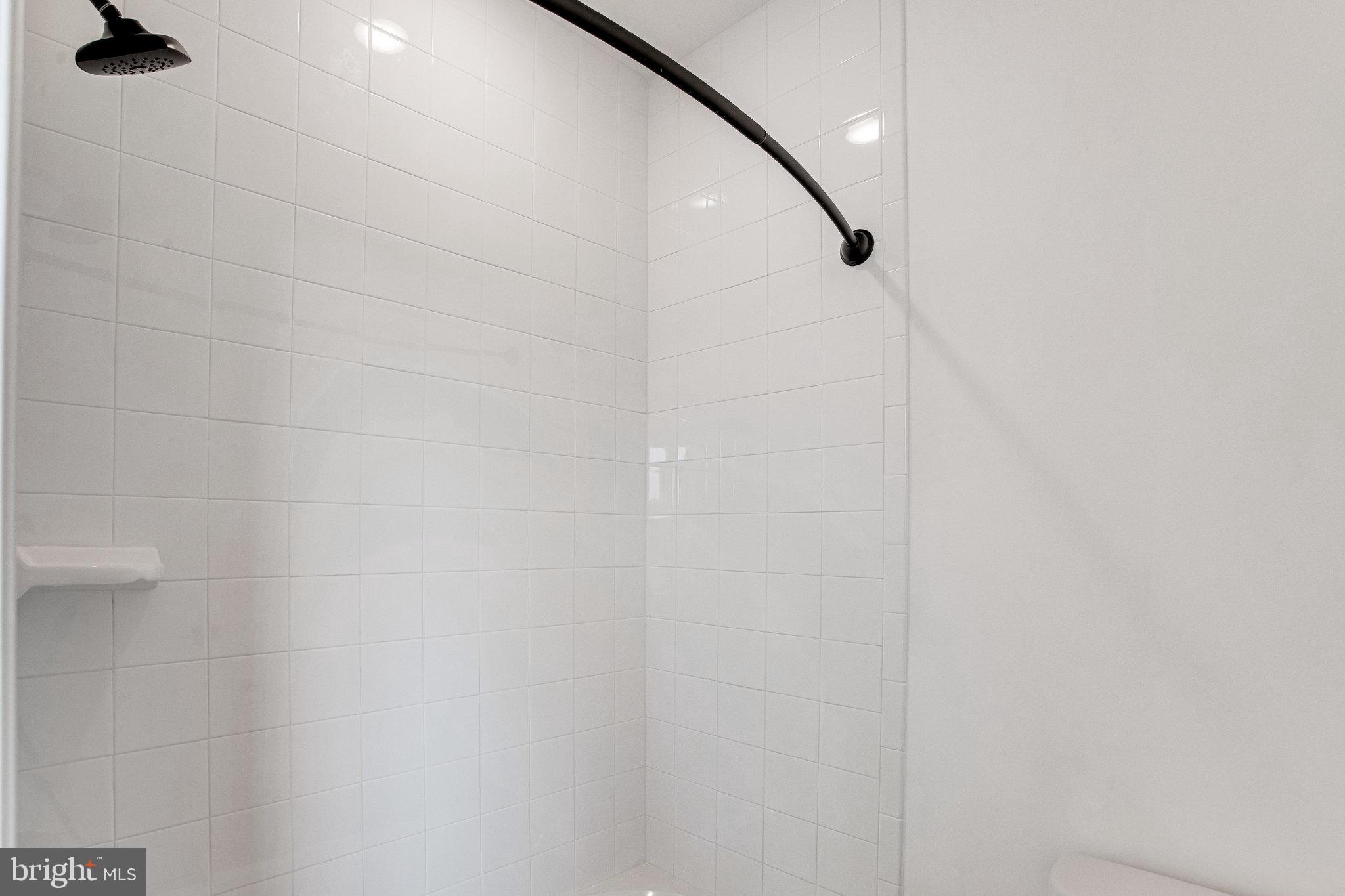 WHITE OAK RESERVE - Residential