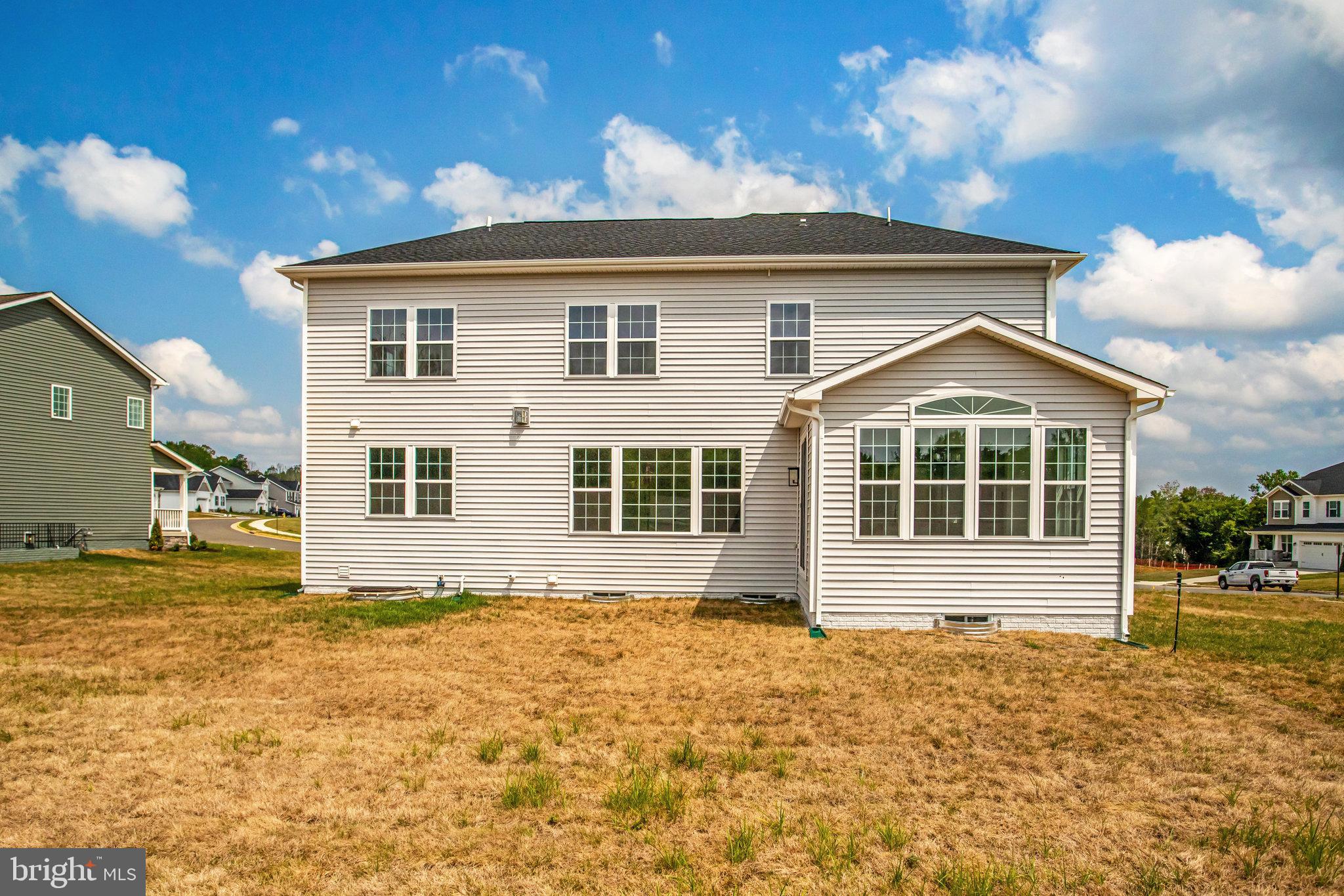 WHITE OAK RESERVE - Residential