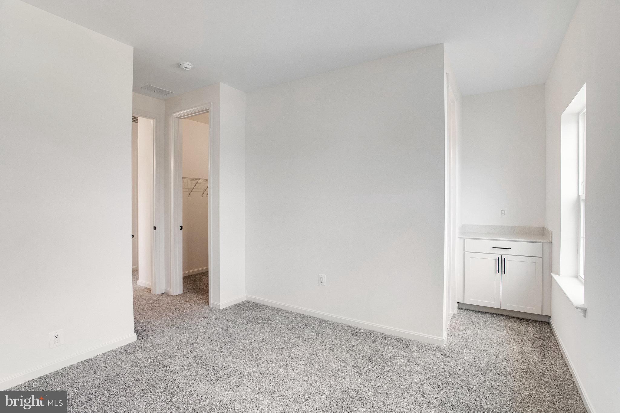 WHITE OAK RESERVE - Residential