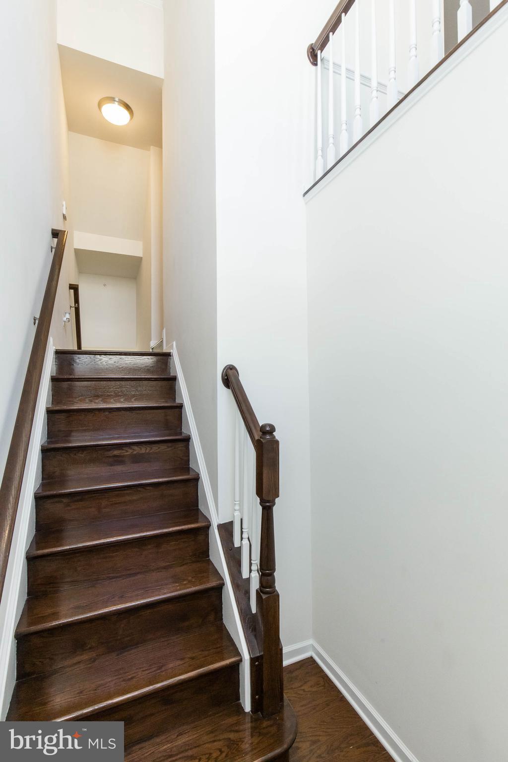 MARLBORO RIDGE - Residential