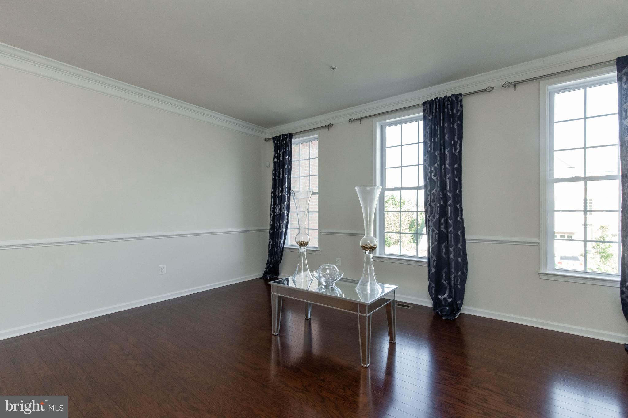 MARLBORO RIDGE - Residential