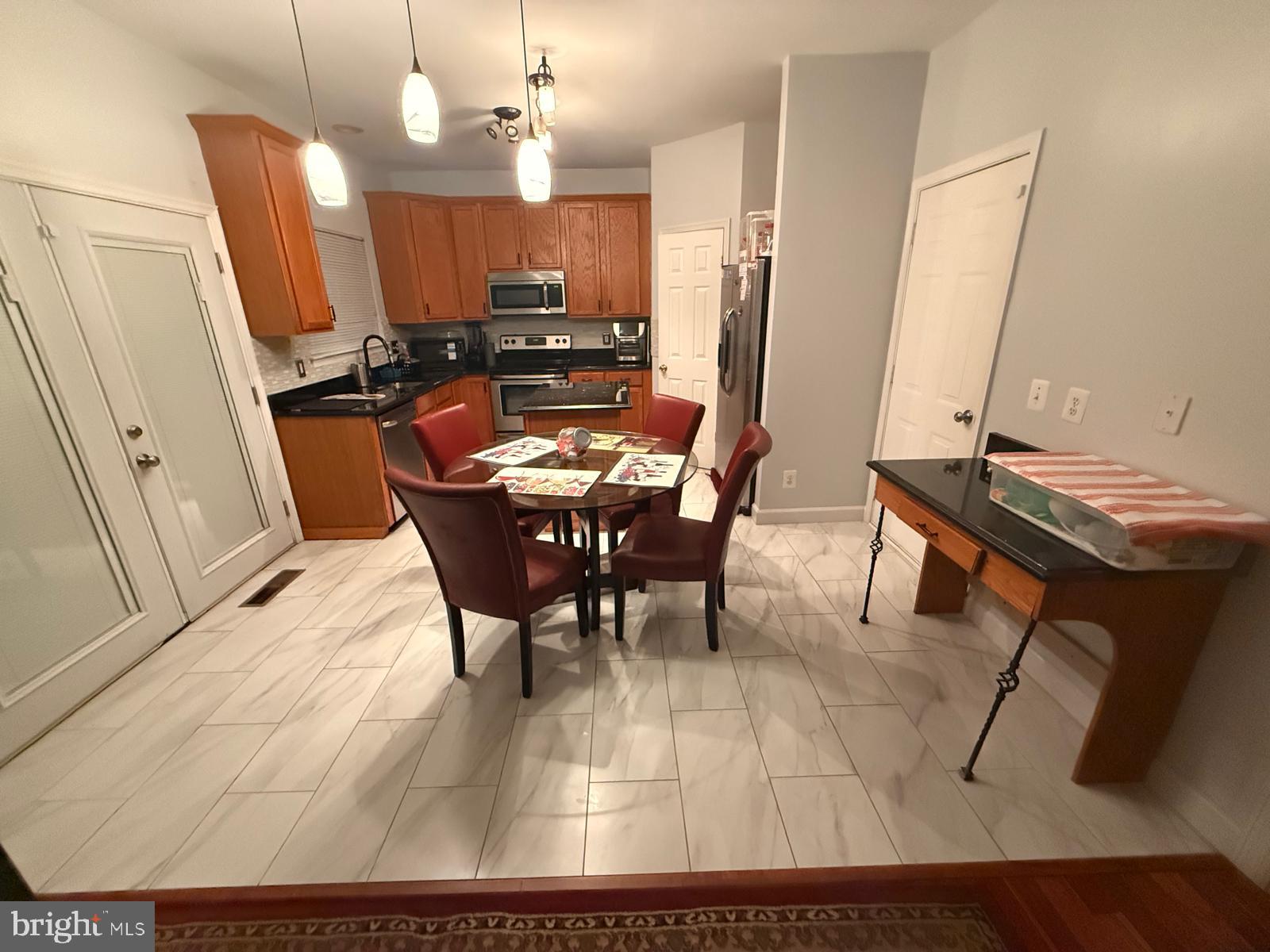 WAYSIDE VILLAGE - Residential