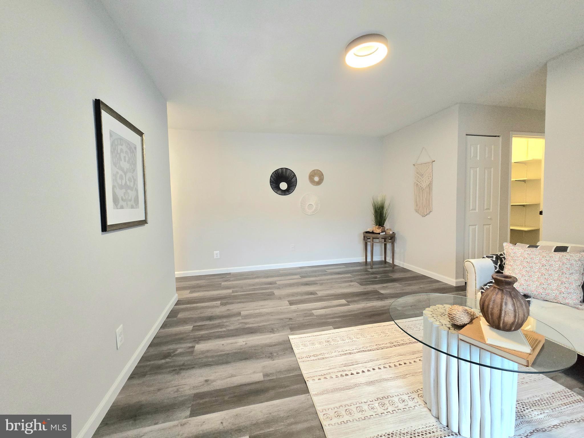 TREOVER CONDOMINIUM - Residential