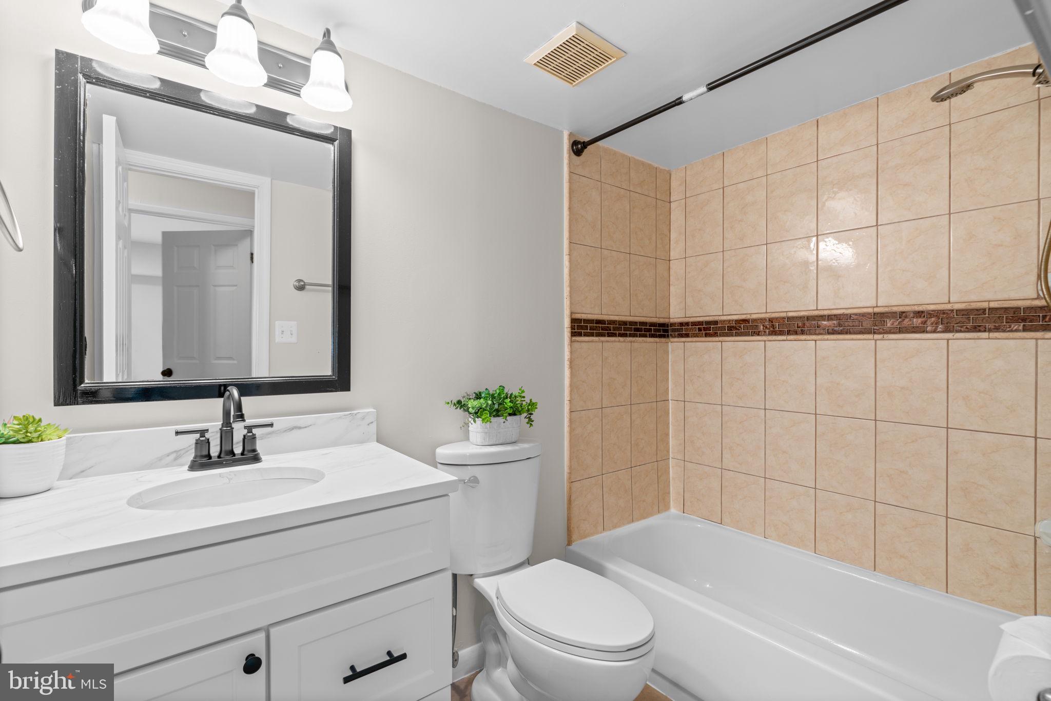 TREOVER CONDOMINIUM - Residential