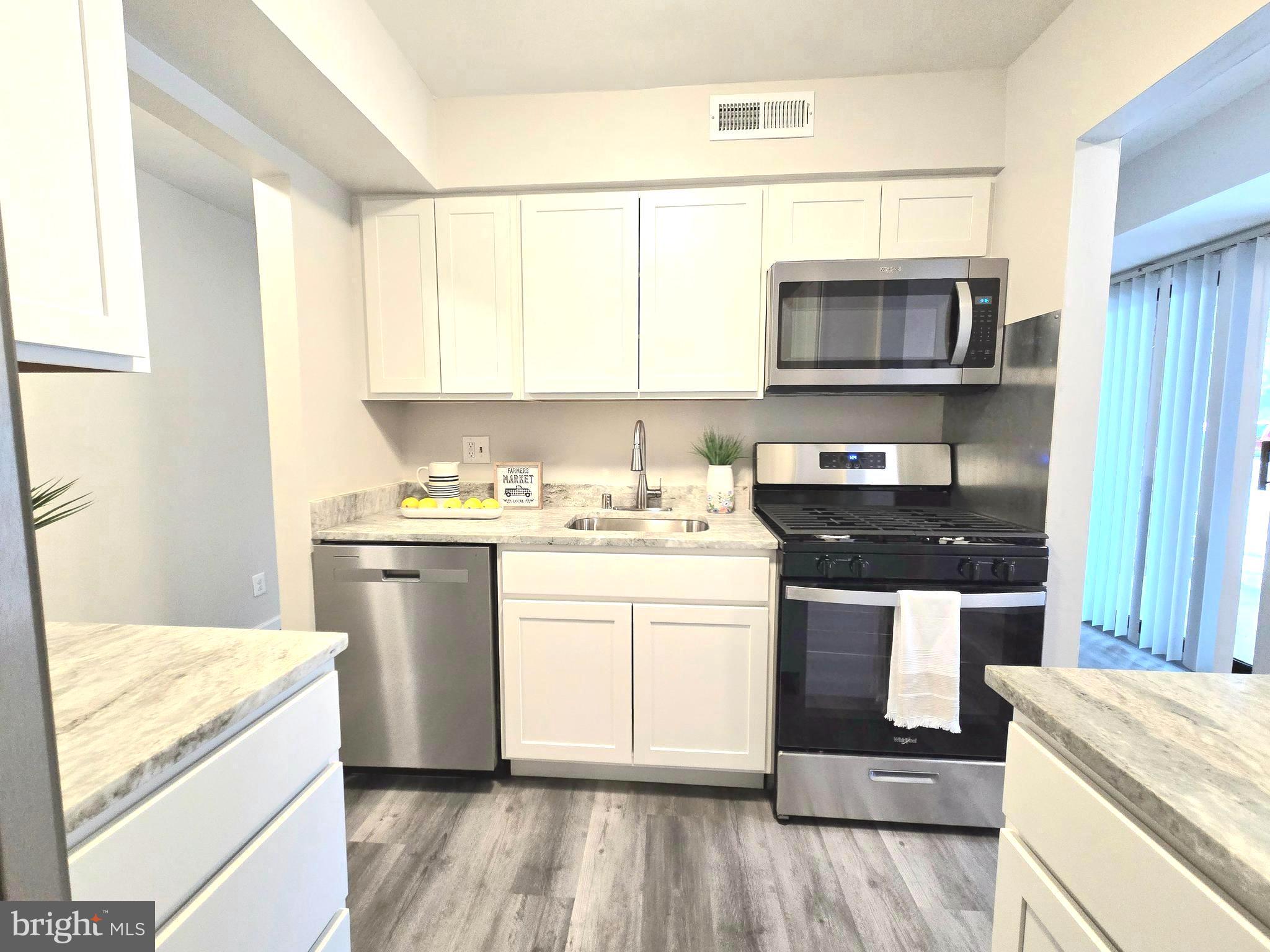 TREOVER CONDOMINIUM - Residential