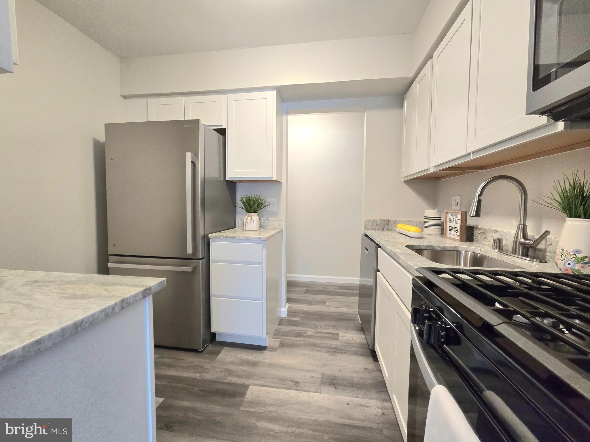 TREOVER CONDOMINIUM - Residential