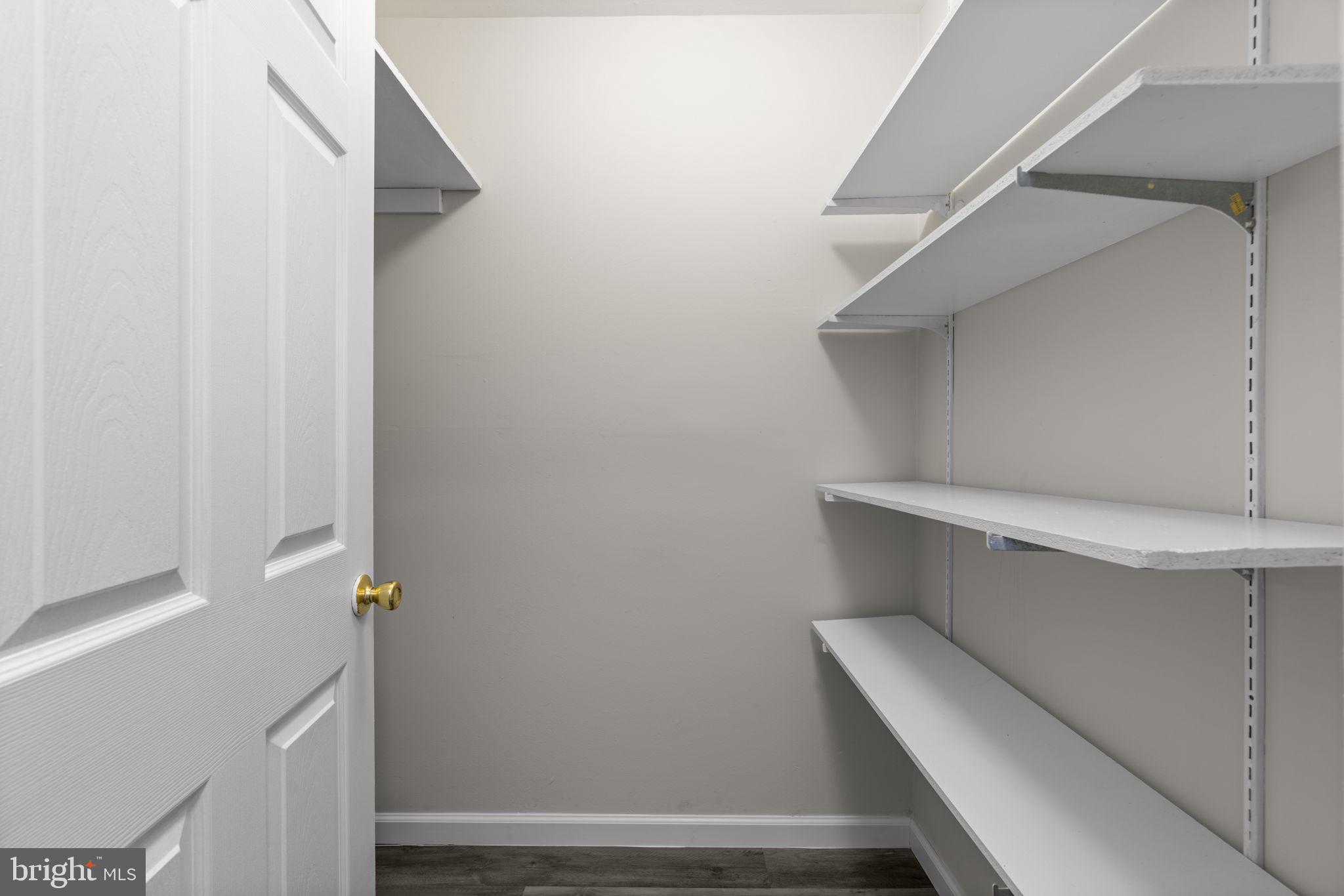 TREOVER CONDOMINIUM - Residential