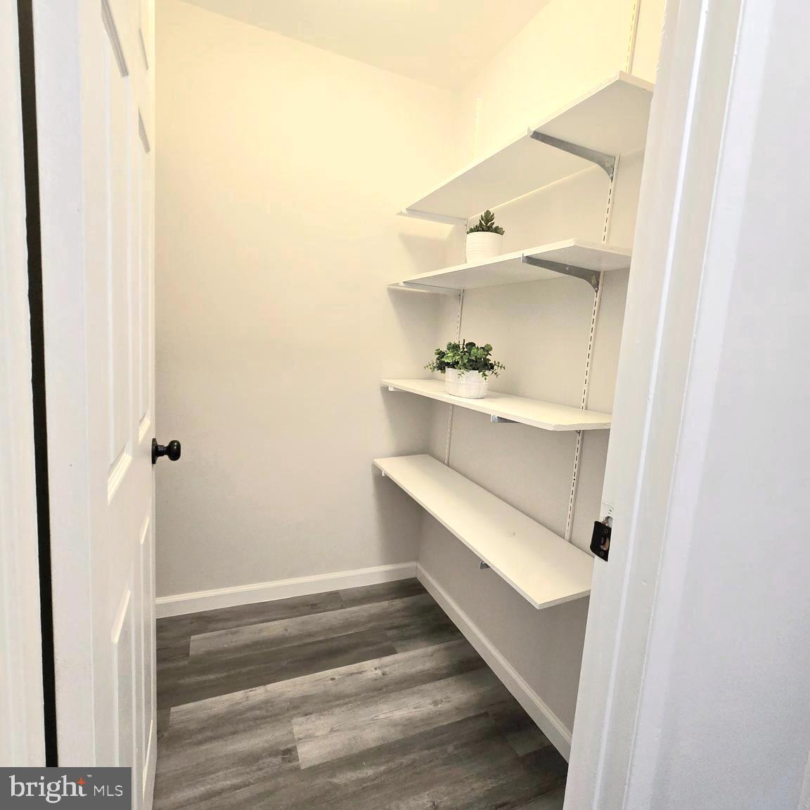 TREOVER CONDOMINIUM - Residential