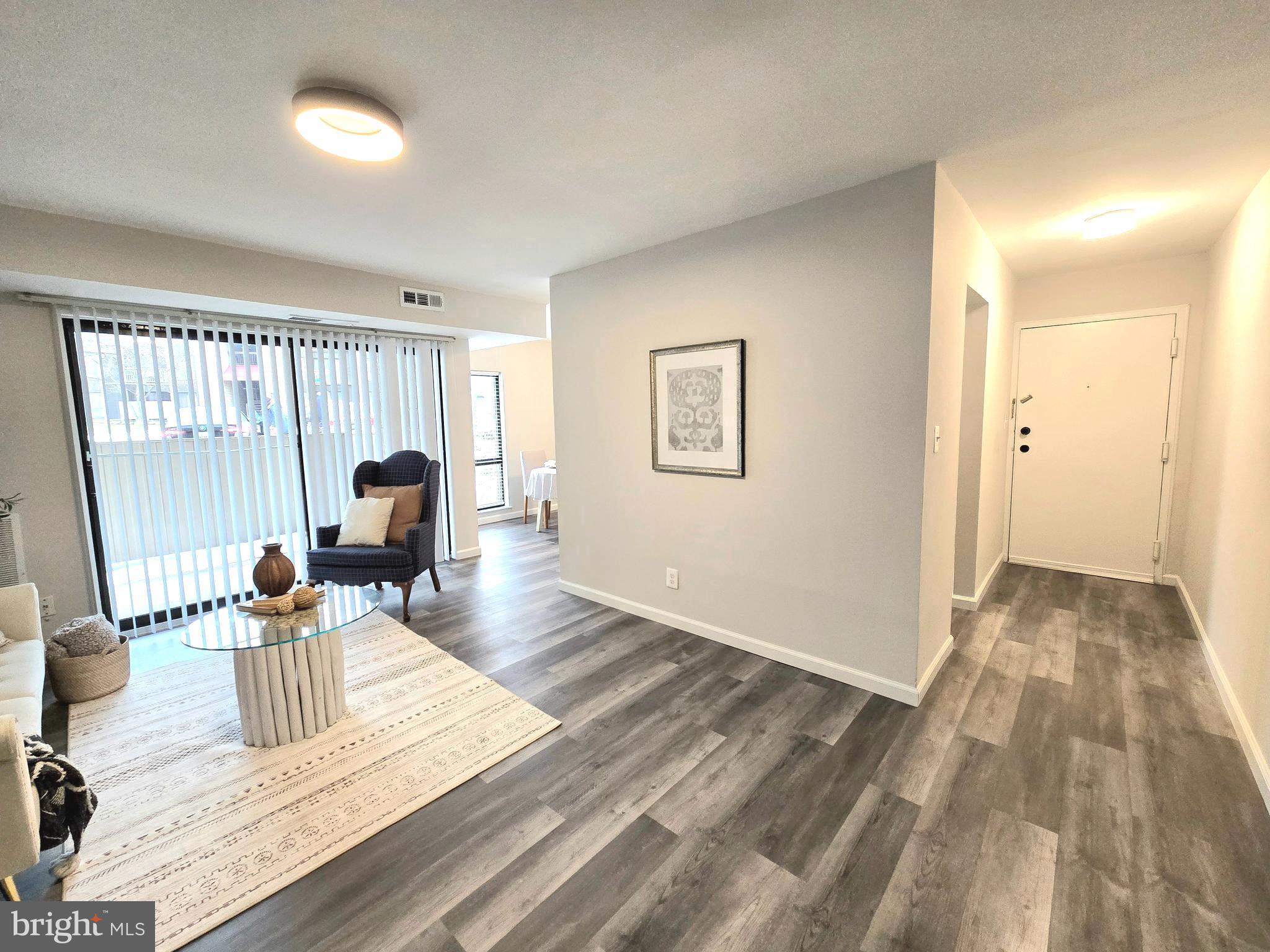 TREOVER CONDOMINIUM - Residential