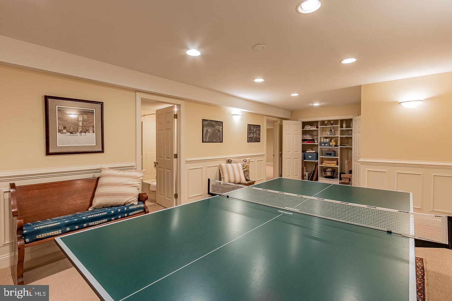 WHITEHORSE - Residential