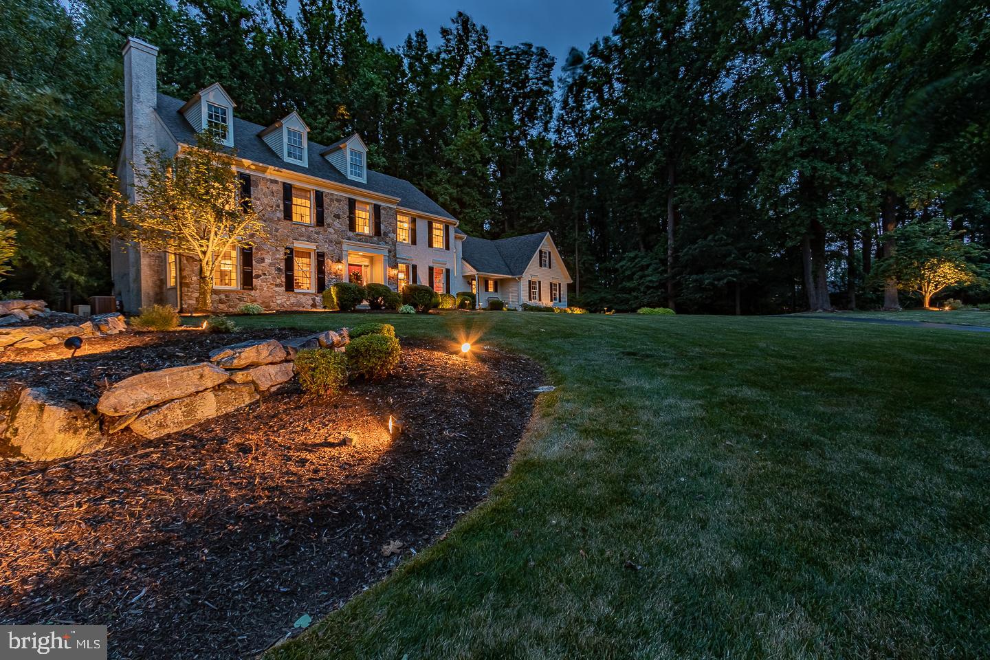 WHITEHORSE - Residential