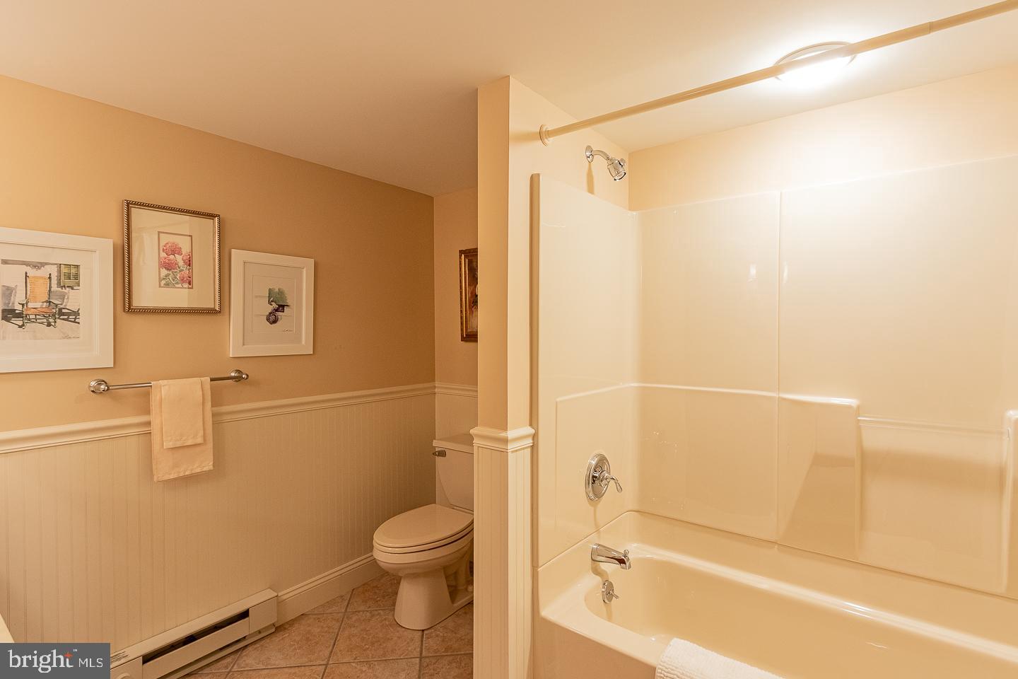 WHITEHORSE - Residential