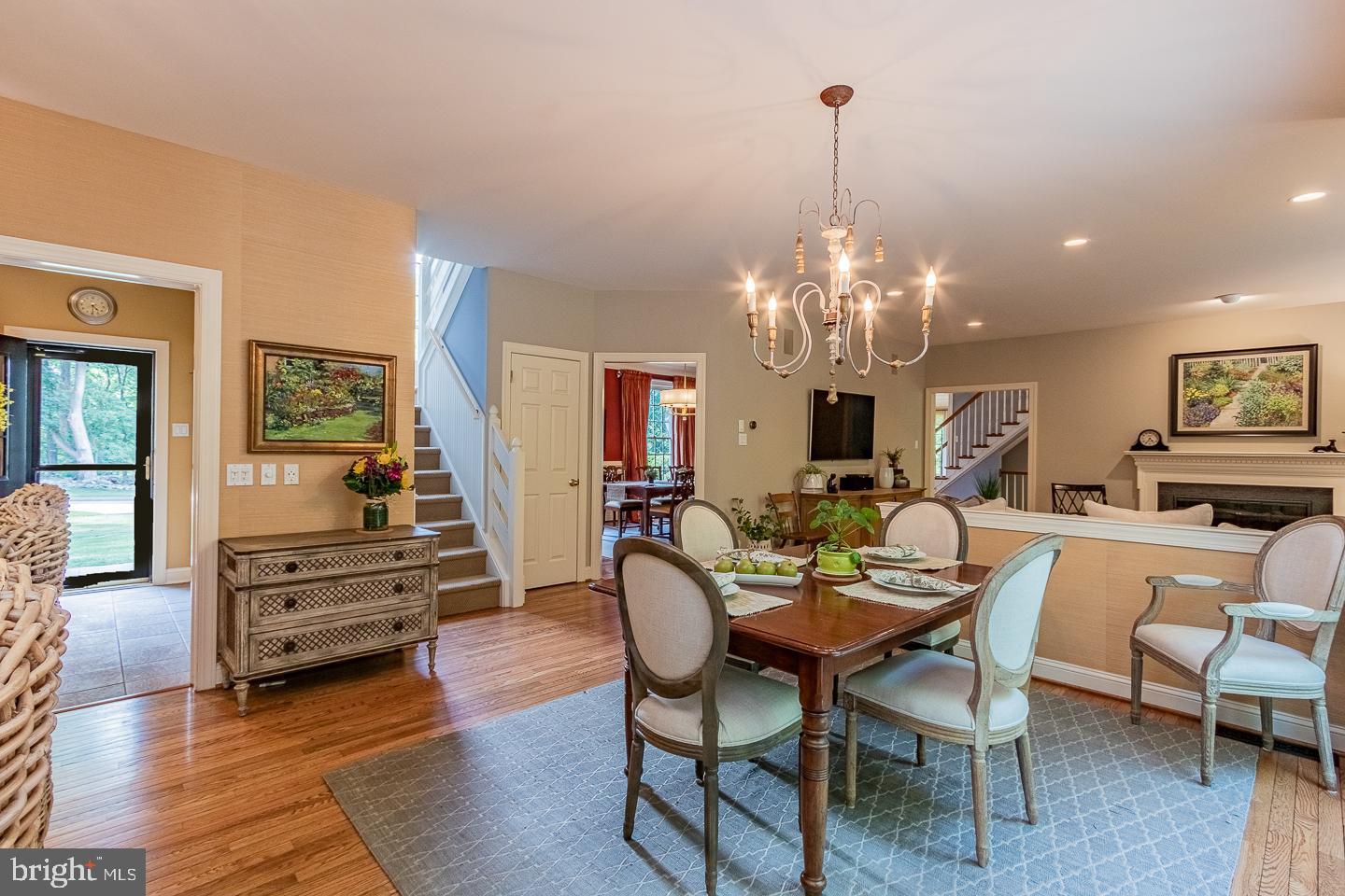 WHITEHORSE - Residential